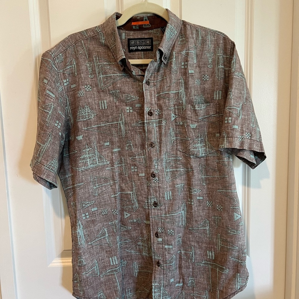 Reyn Spooner Men’s Aloha Shirt